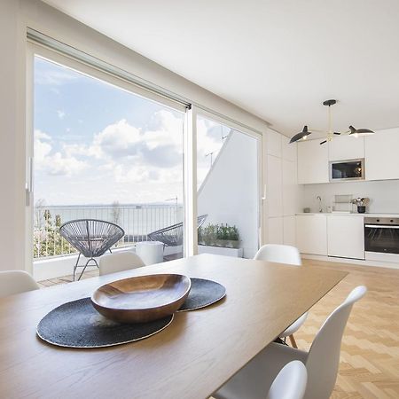 Lovelystay - Penthouse On The Tagus In Alfama リスボン エクステリア 写真