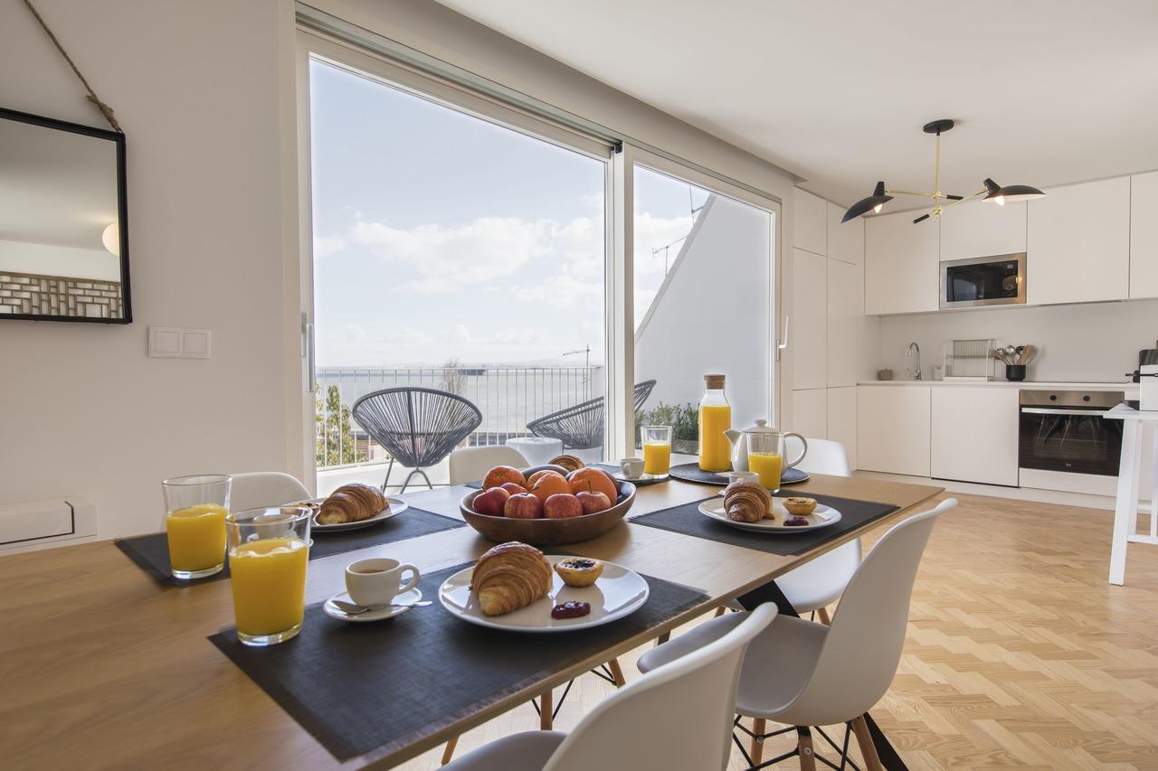 Lovelystay - Penthouse On The Tagus In Alfama リスボン エクステリア 写真